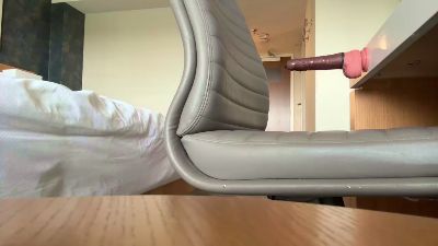 bebedb2000 live cam on Cam4