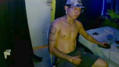 bebyjuan_1 live cam on Cam4