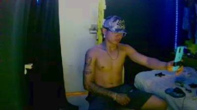 bebyjuan_1 live cam on Cam4