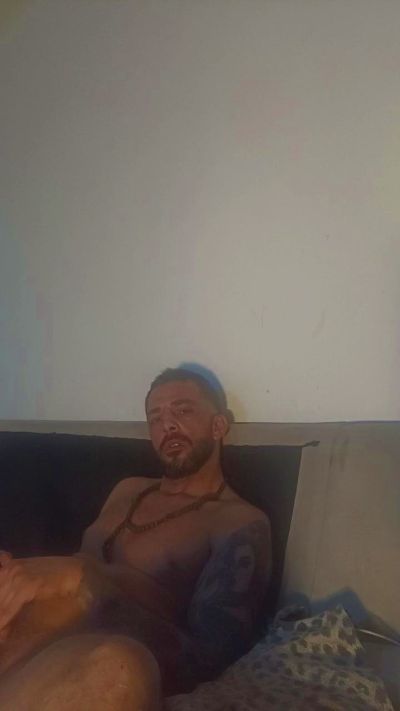 bedrol4 live cam on Cam4