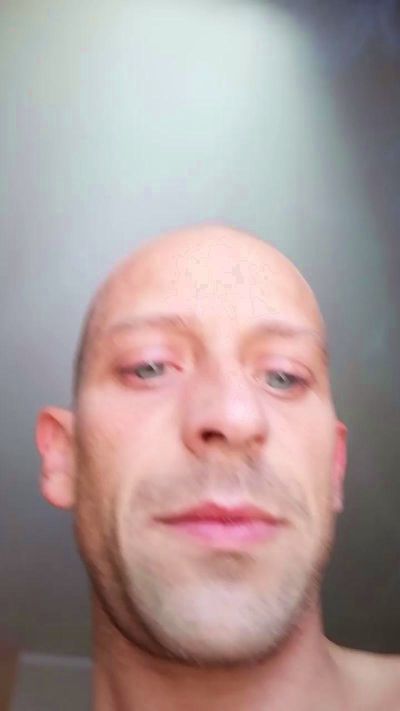 belcazzone26 live cam on Cam4