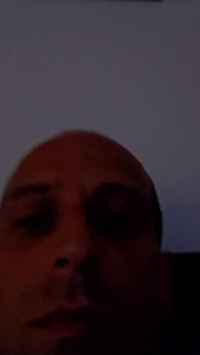 belcazzone26 live cam on Cam4