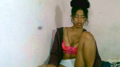 bella2 live cam on Cam4