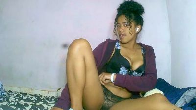 bella2 live cam on Cam4