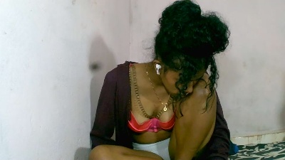 bella2 live cam on Cam4