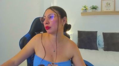 bella_99_ live cam on Cam4