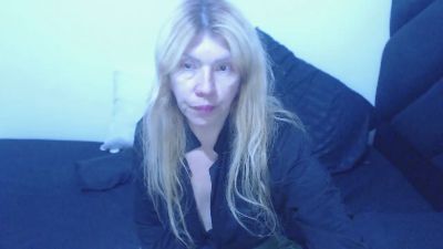 bella_adaluz live cam on Cam4