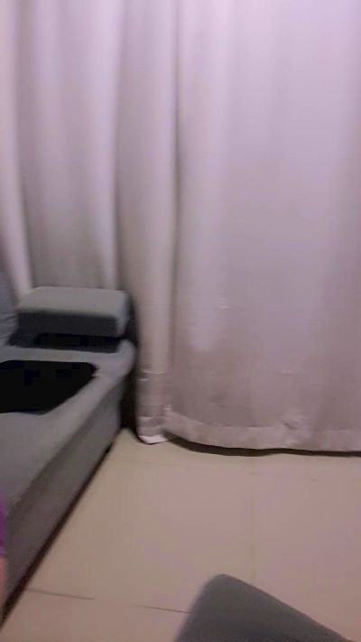 bella_milf1 live cam on Cam4