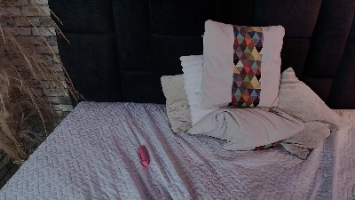 bella_spicy live cam on Cam4
