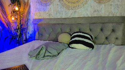 bella_spicy live cam on Cam4