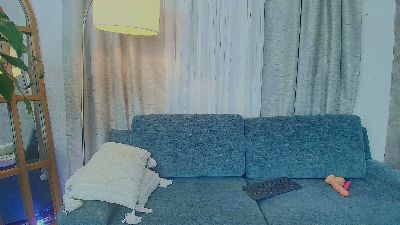 bella_spicy live cam on Cam4