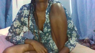 bellahotsexy2 live cam on Cam4