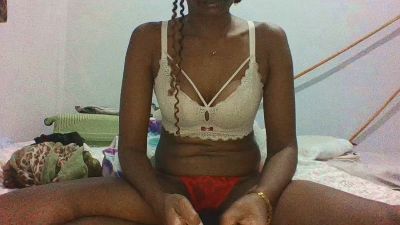 bellahotsexy2 live cam on Cam4