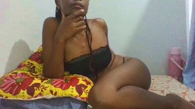 bellahotsexy2 live cam on Cam4