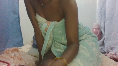 bellahotsexy2 live cam on Cam4