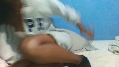 bellahotsexy2 live cam on Cam4