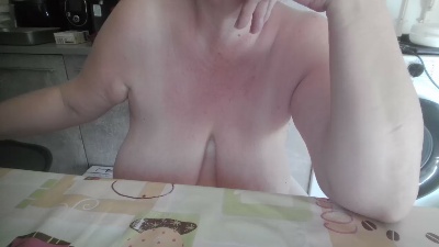 bellaregazza1 live cam on Cam4