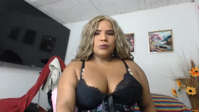 bellarenata live cam on Cam4