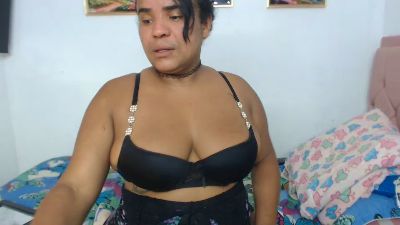 bellarenata live cam on Cam4