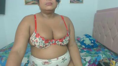 bellarenata live cam on Cam4