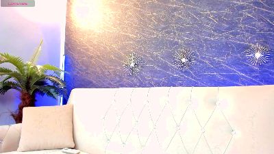 belle_emanuelle live cam on Cam4