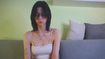belle_phine live cam on Cam4