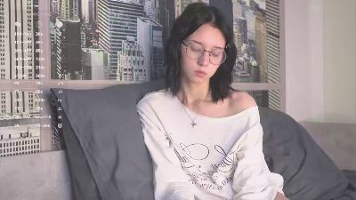 belle_phine live cam on Cam4