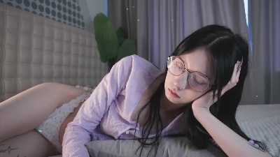 belle_phine live cam on Cam4