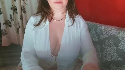 belllabruna live cam on Cam4