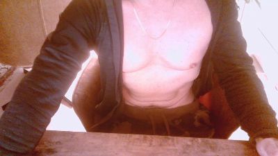 beltoro999 live cam on Cam4
