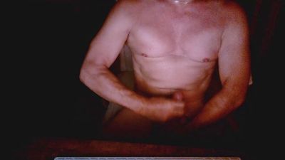 beltoro999 live cam on Cam4