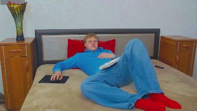 bender710 live cam on Cam4