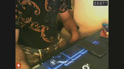 benenzo live cam on Cam4