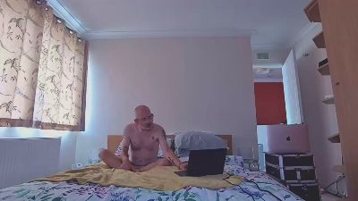 benji476 live cam on Cam4