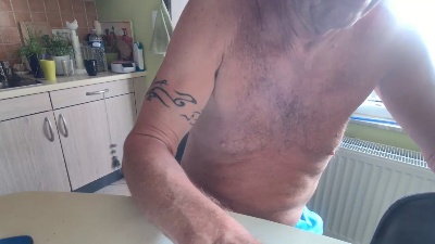 bennooo3 live cam on Cam4