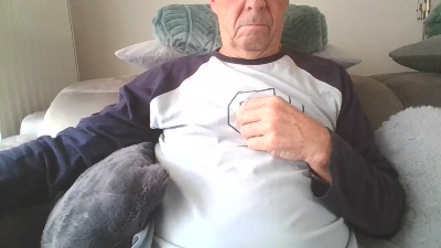 bennooo3 live cam on Cam4