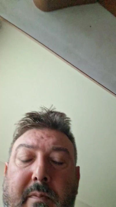 beppe185 live cam on Cam4
