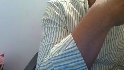 bergun4 live cam on Cam4