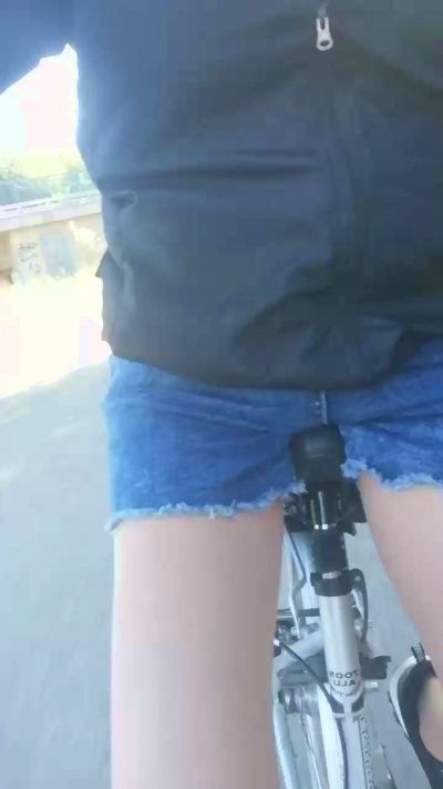 bernadetadwt live cam on Cam4
