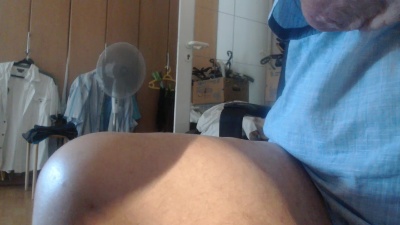 berti15 live cam on Cam4