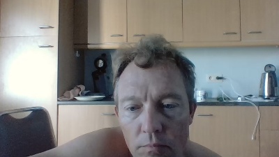 bertolini83 live cam on Cam4