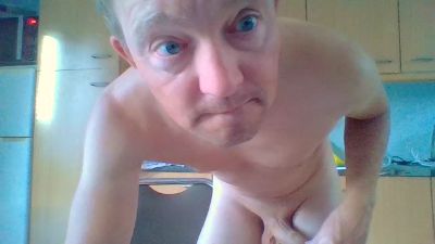 bertolini83 live cam on Cam4