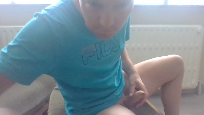 bertolini83 live cam on Cam4
