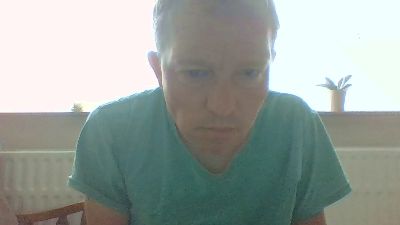 bertolini83 live cam on Cam4