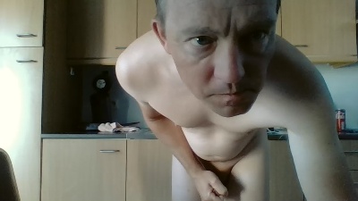 bertolini83 live cam on Cam4