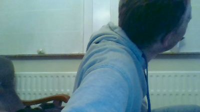 bertolini83 live cam on Cam4