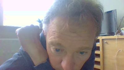 bertolini83 live cam on Cam4