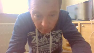 bertolini83 live cam on Cam4