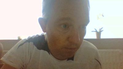 bertolini83 live cam on Cam4