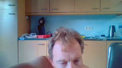bertolini83 live cam on Cam4